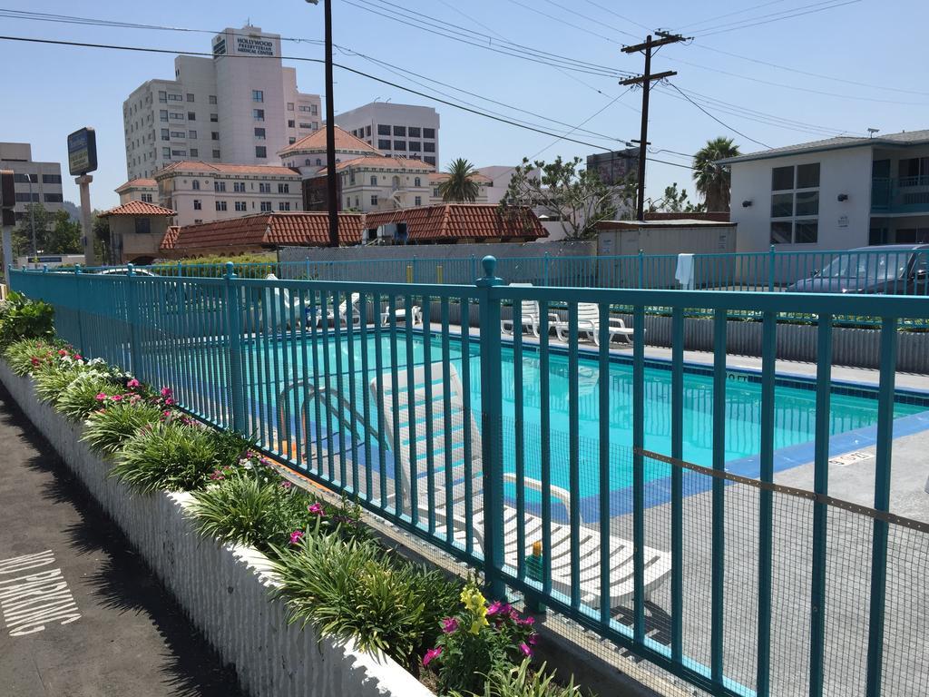 Travelodge By Wyndham Hollywood-Vermont/Sunset — Zdjęcia 1
